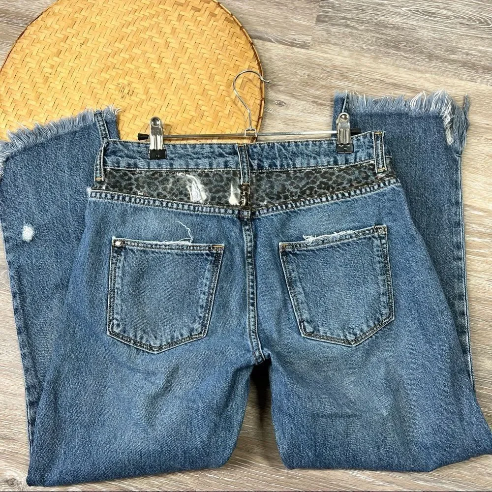 Zara boyfriend jeans distressed frayed hem w/ leopard detail‎